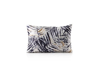 BROWNBOW CUSHION